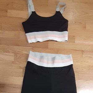 Cute athletic leggings with matching sports bra.